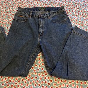 Eddie Bauer Cropped Straight Leg Jeans in EUC, 100% cotton, Size 8